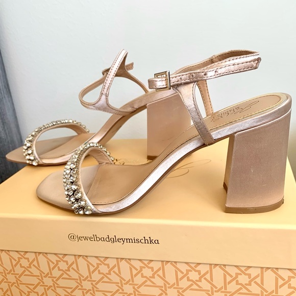 Badgley Mischka - Lori Block Heel in Champagne - Picture 9 of 16